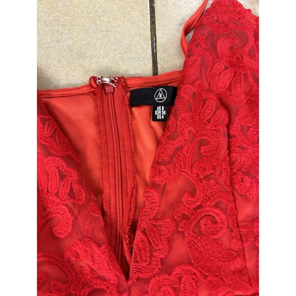 Missguided NEW Red Women's Size 2 Lace Plunge Split-Neck Skater Dress - Picture 11 of 11